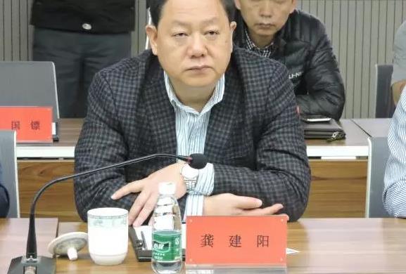 5825845d3d7de.jpg 9.jpg